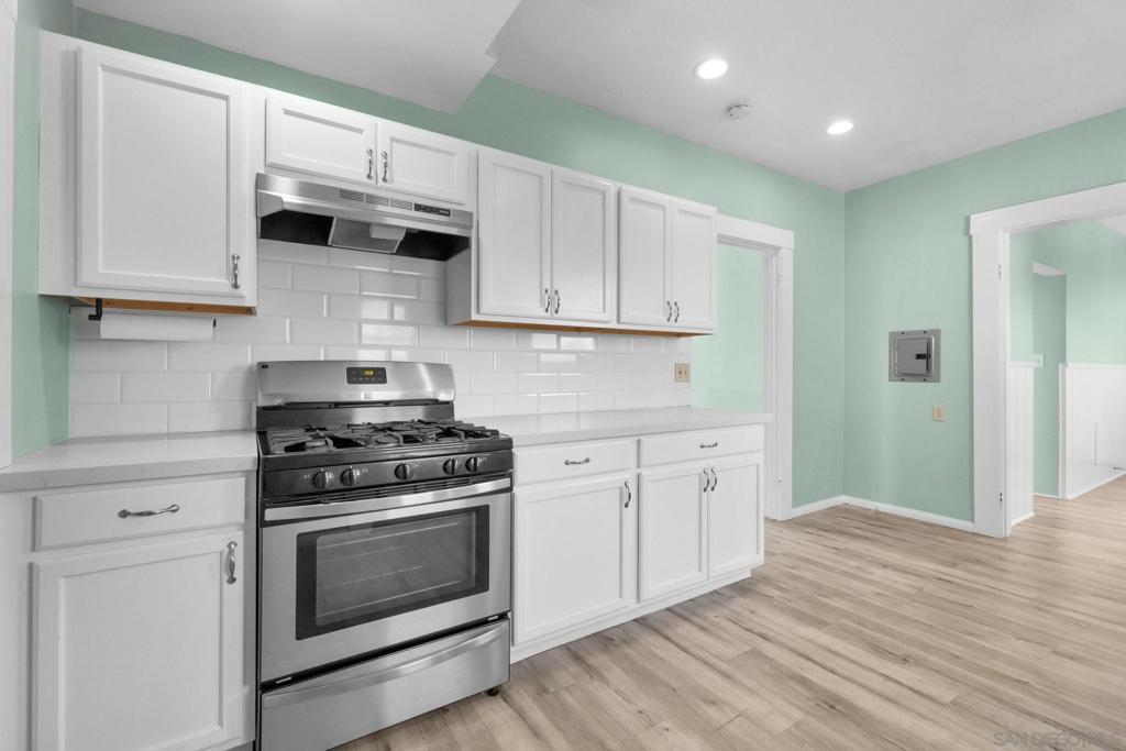 La Mesa - Residential Income