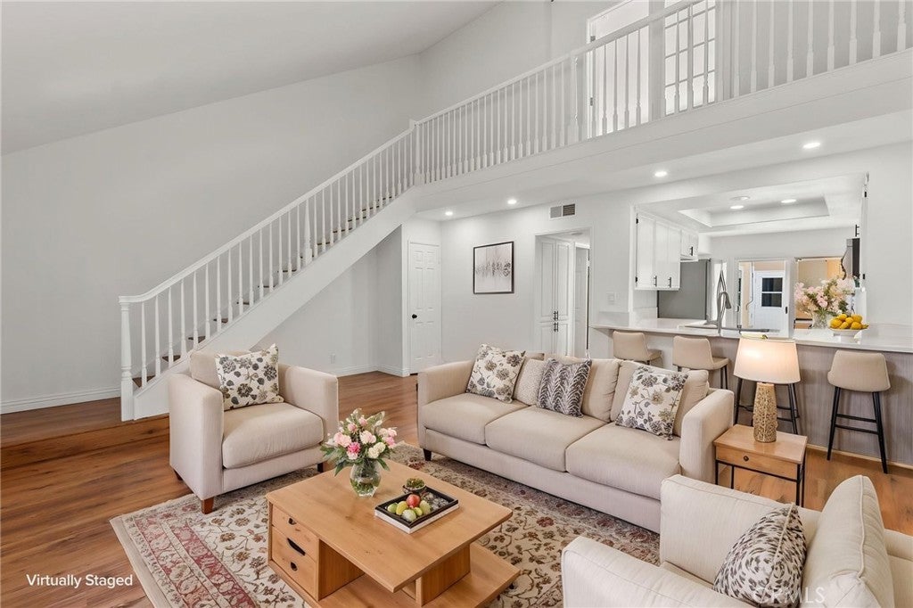 164 Brookline Lane LN, Costa Mesa CA 92626