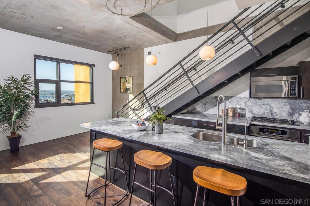 Downtown - Residential Lease
