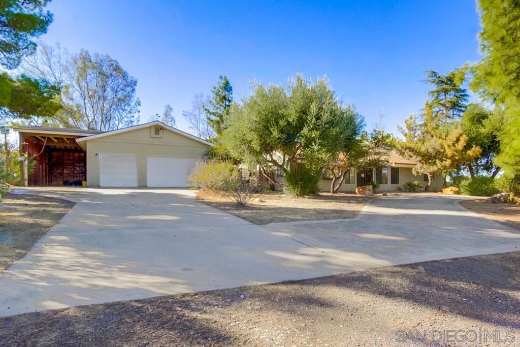 listing image 130727752917378251433