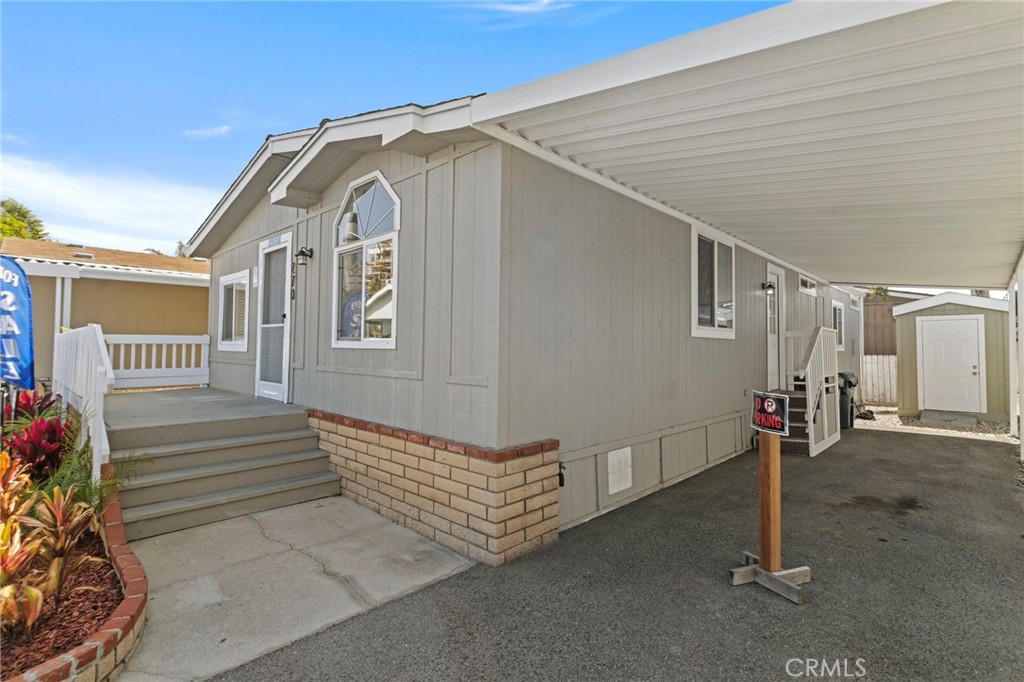 21851 Newland Street 270