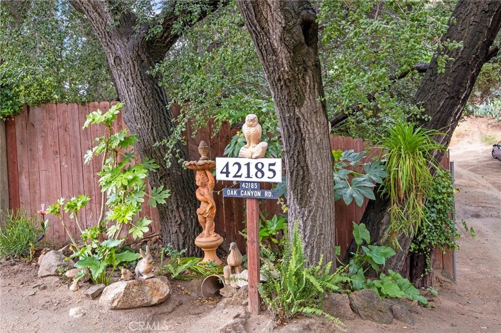 42185 Oak Canyon
