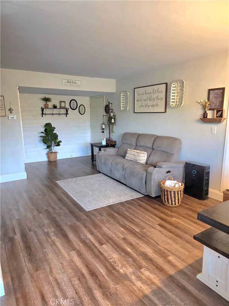 1200 W Lambert  #32 Road