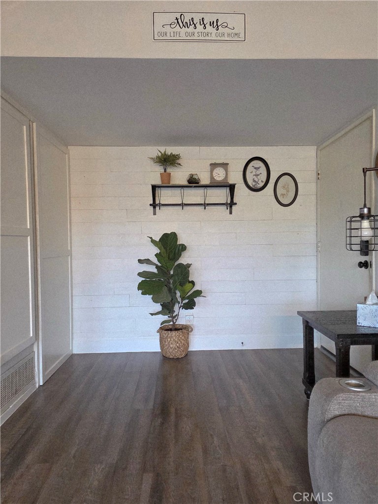 1200 W Lambert  #32 Road