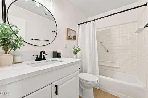 Tiny photo for 244 MacKay Avenue, Ventura, CA 93004 (MLS # V1-38185)