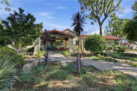 2855 Mcallister Riverside CA 92503