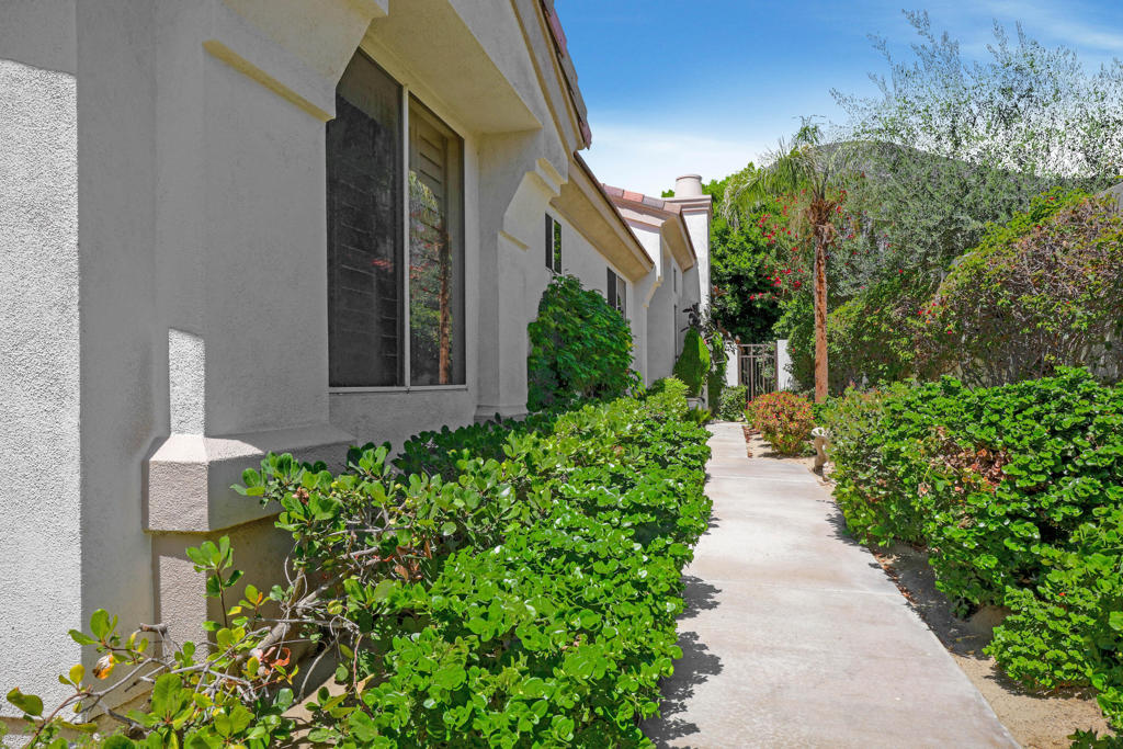371 Indian Ridge Drive