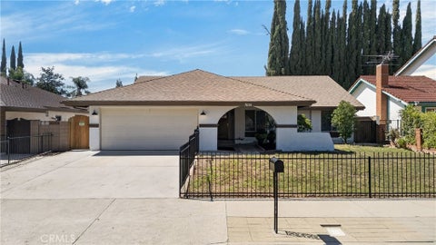 Photo of 7639 Faust AVE, West Hills, CA 91304 (MLS # OC26208760)