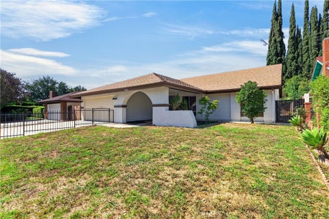 Tiny photo for 7639 Faust AVE, West Hills, CA 91304 (MLS # OC26208760)
