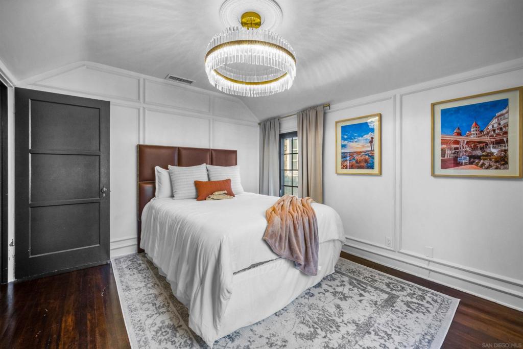 Coronado Village - Residential Lease