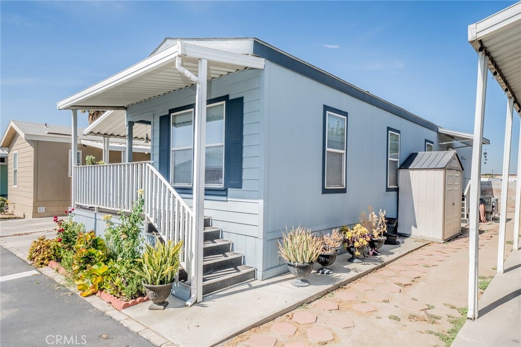 721 E 9th 7