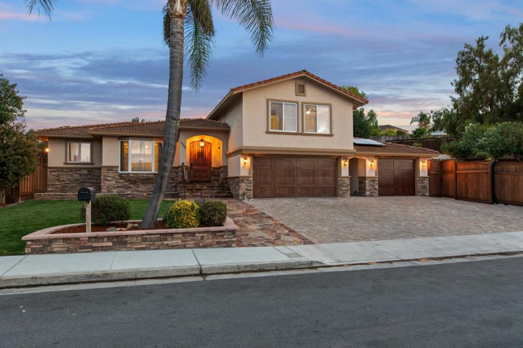 2118 Wendover Lane
