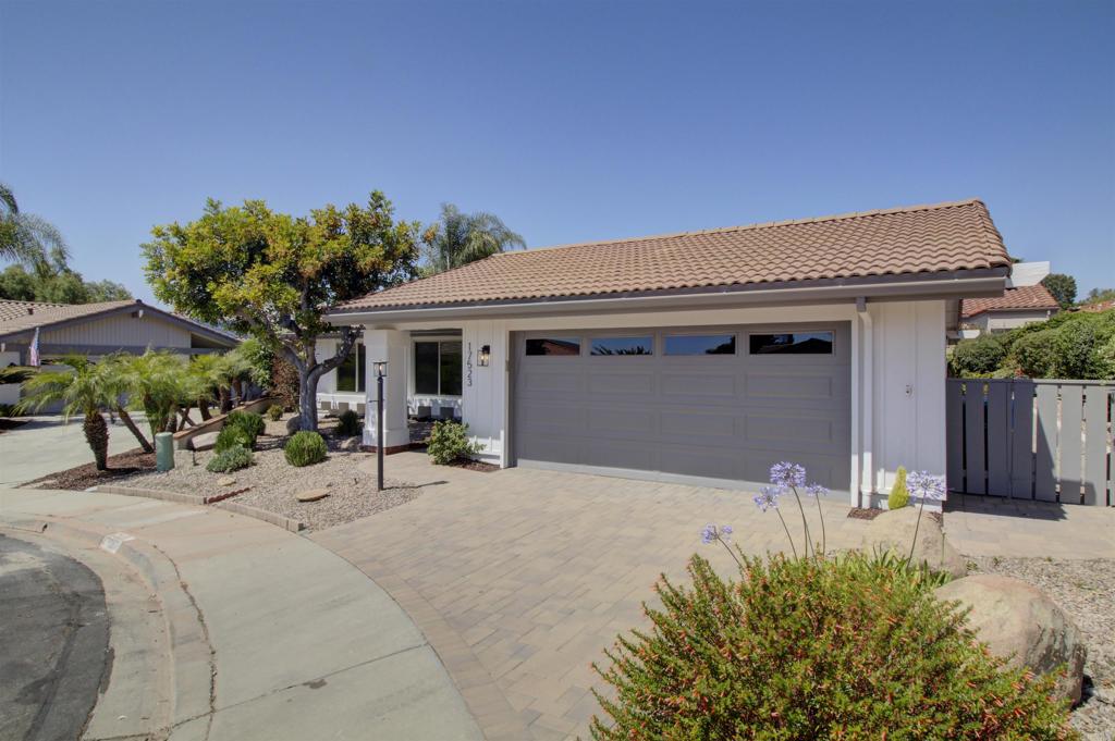 17523 Plaza Marlena