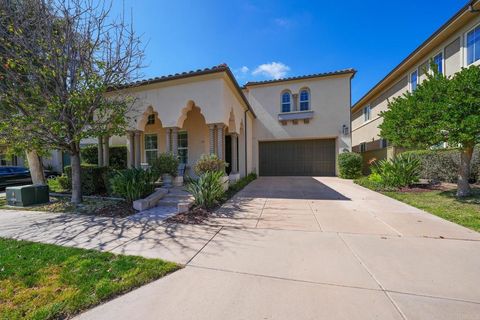 Photo of 15586 New Park Ter, San Diego, CA 92127 (MLS # NDP2602228)