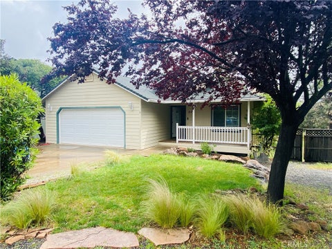 Photo of 16506 Ridgecrest CT, Hidden Valley Lake, CA 95467 (MLS # LC26114744)