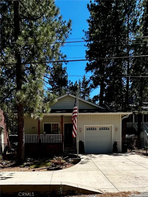 1579 Ross St, Wrightwood, CA 92397 - MLS#: SB26162358