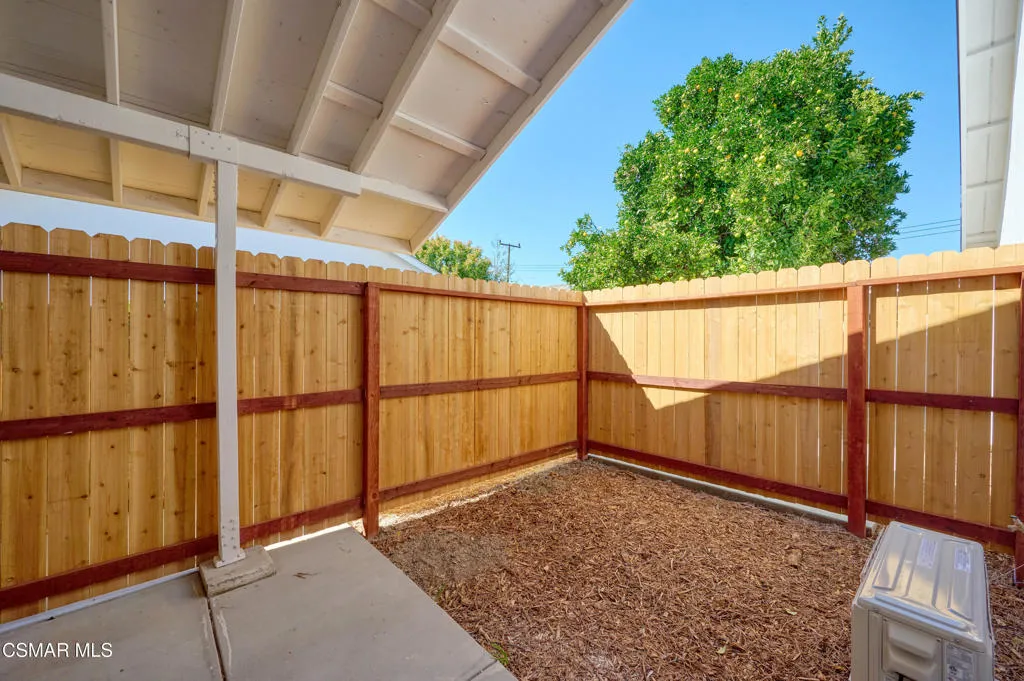 Thousand Oaks, California 91360, United States, 4 Bedrooms Bedrooms, ,3 BathroomsBathrooms,Residential,Active,227842