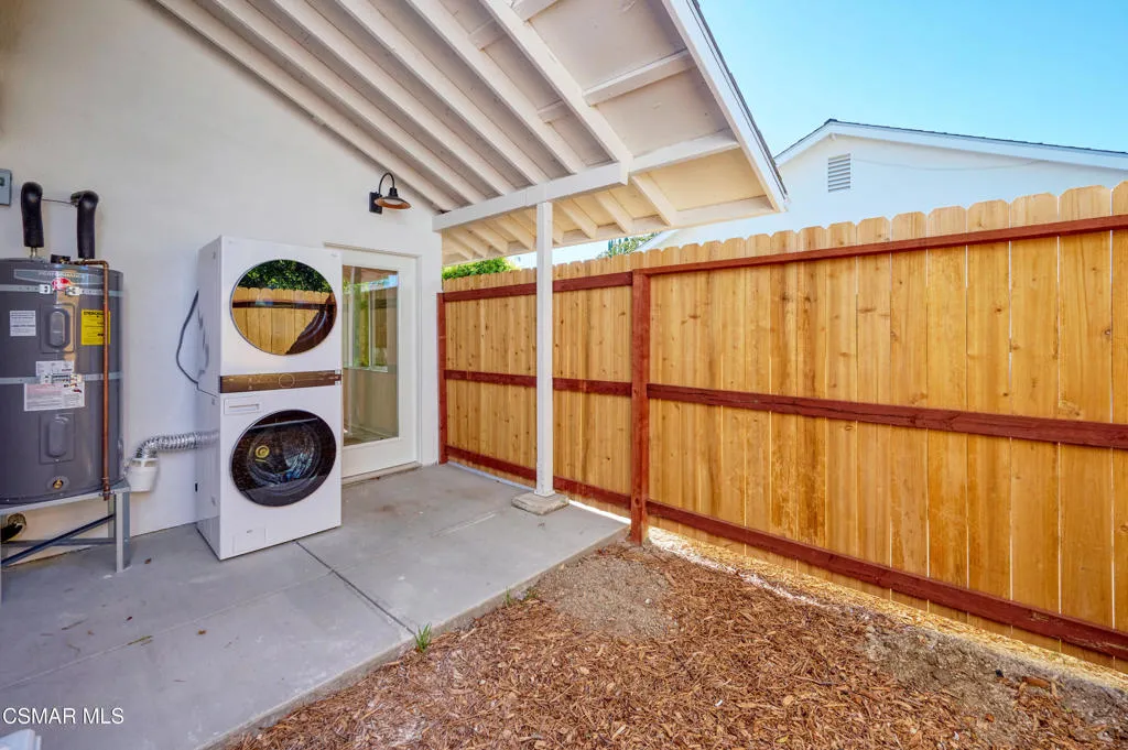 Thousand Oaks, California 91360, United States, 4 Bedrooms Bedrooms, ,3 BathroomsBathrooms,Residential,Active,227842