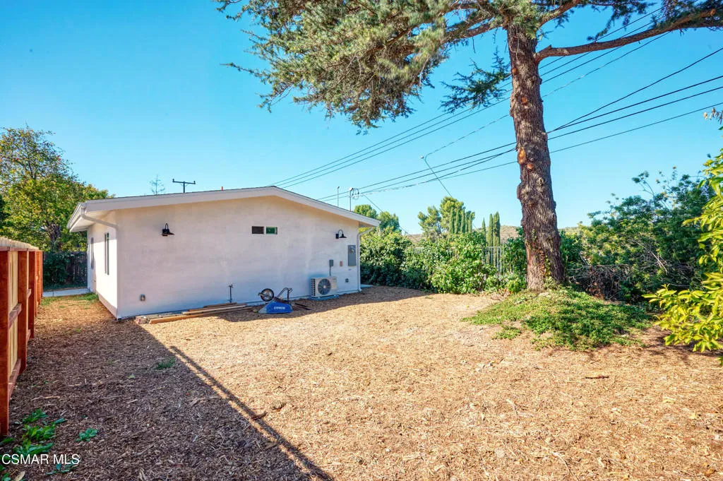 Thousand Oaks, California 91360, United States, 4 Bedrooms Bedrooms, ,3 BathroomsBathrooms,Residential,Active,227842