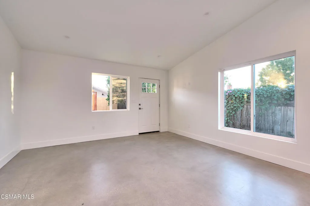 Thousand Oaks, California 91360, United States, 4 Bedrooms Bedrooms, ,3 BathroomsBathrooms,Residential,Active,227842