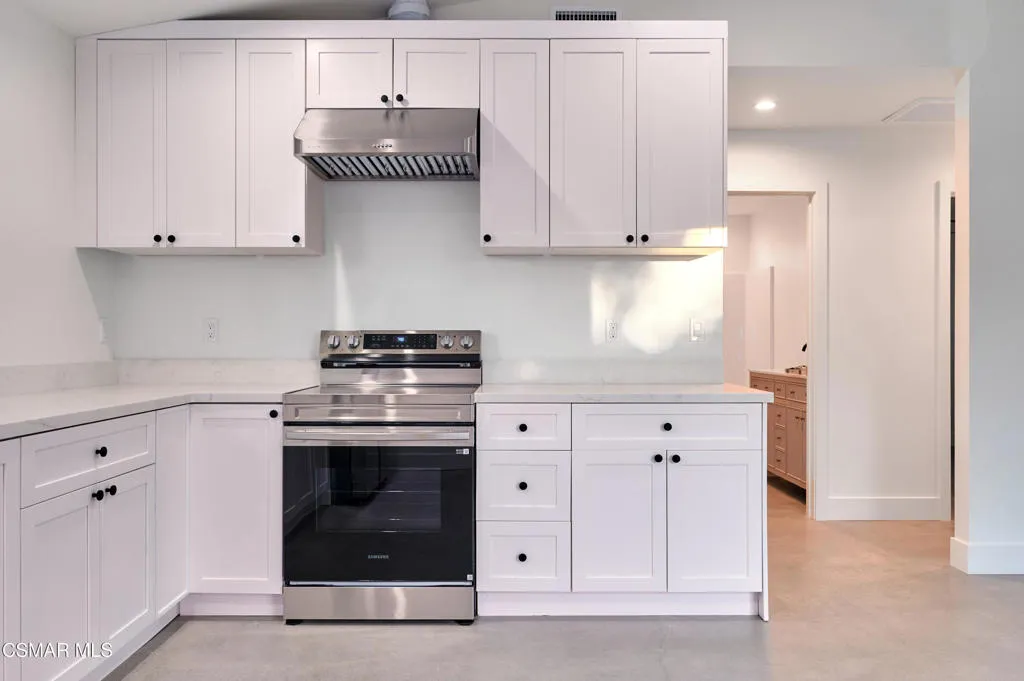 Thousand Oaks, California 91360, United States, 4 Bedrooms Bedrooms, ,3 BathroomsBathrooms,Residential,Active,227842