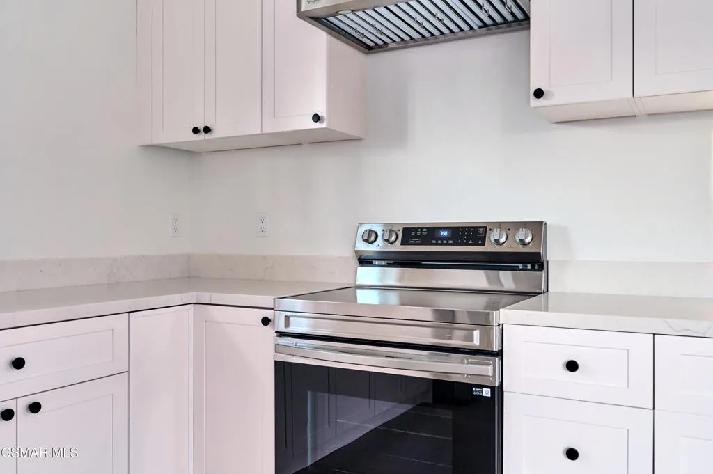 Thousand Oaks, California 91360, United States, 4 Bedrooms Bedrooms, ,3 BathroomsBathrooms,Residential,Active,227842