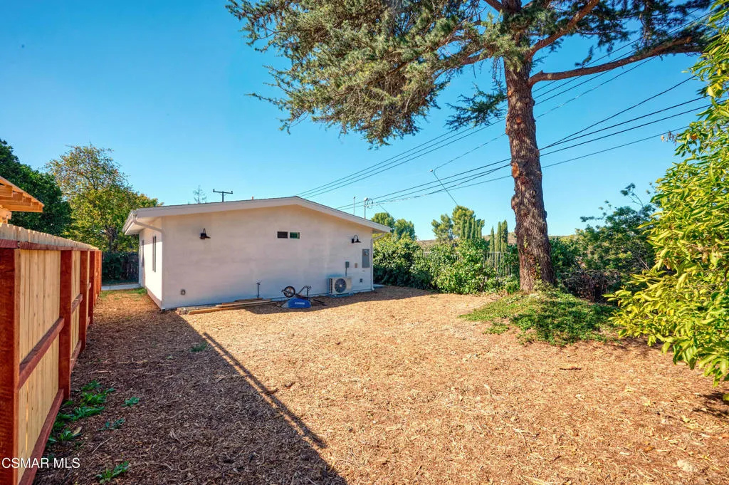 Thousand Oaks, California 91360, United States, 4 Bedrooms Bedrooms, ,3 BathroomsBathrooms,Residential,Active,227842