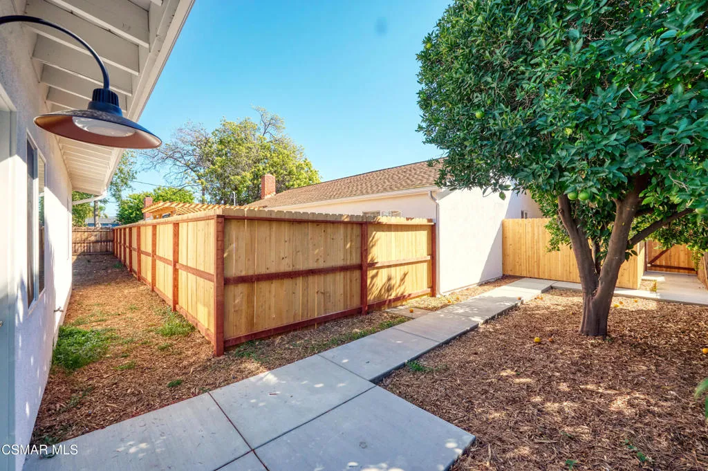 Thousand Oaks, California 91360, United States, 4 Bedrooms Bedrooms, ,3 BathroomsBathrooms,Residential,Active,227842