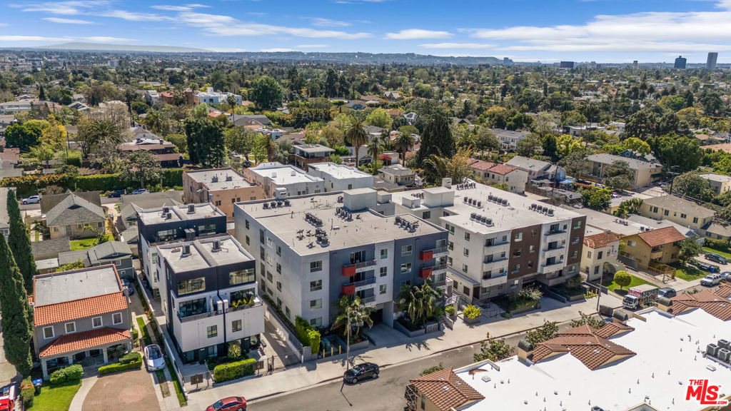 Properties 4 5026 Rosewood Avenue