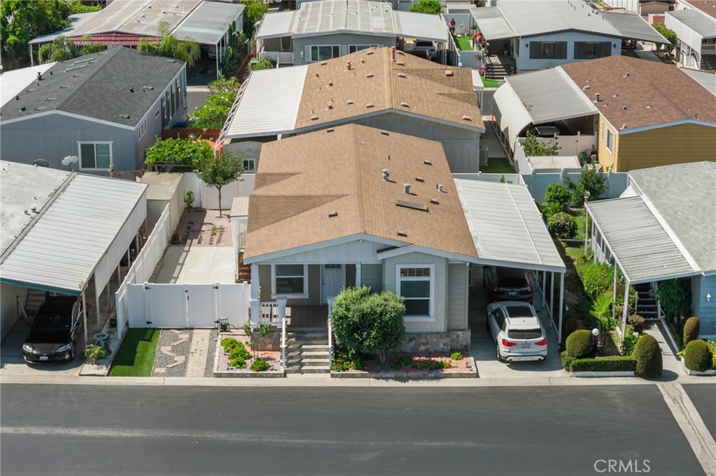 1065 Lomita 148
