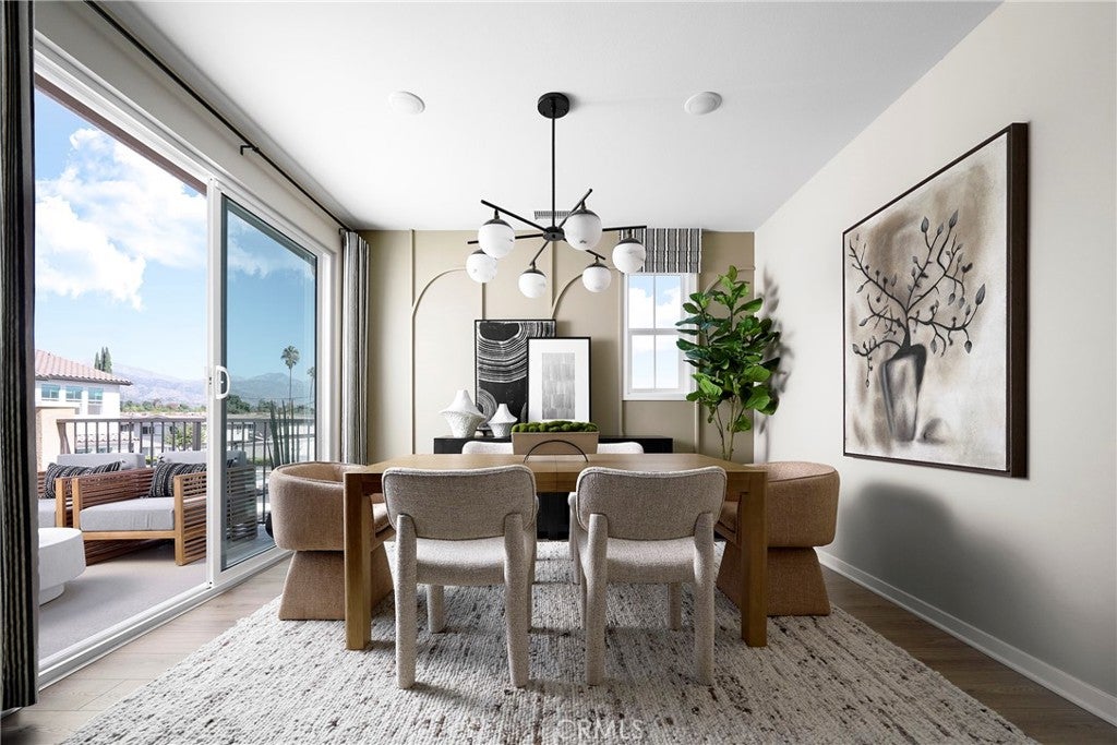 465 Paradiso Place