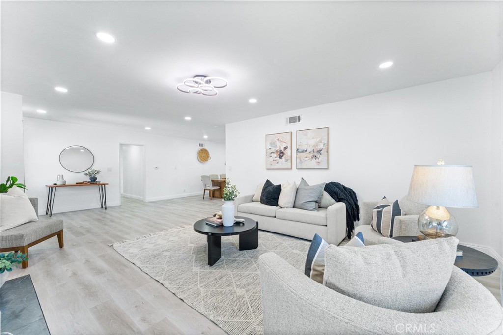 2086 N Mori Lane