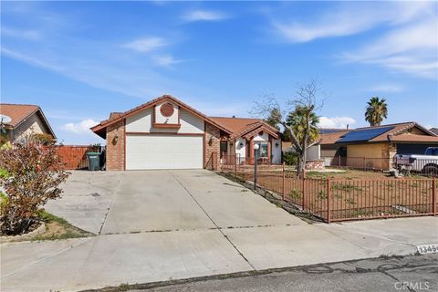 Photo of 13454 Elm St, Hesperia, CA 92344 (MLS # IV26040025)