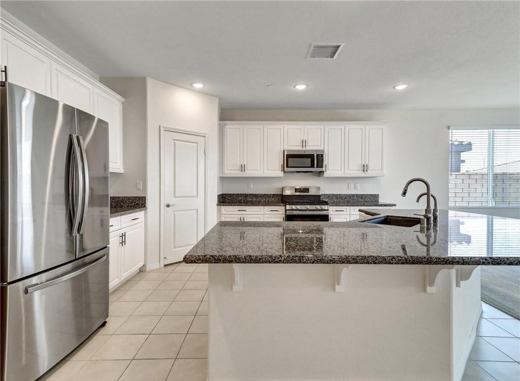 43885 Arancia Way