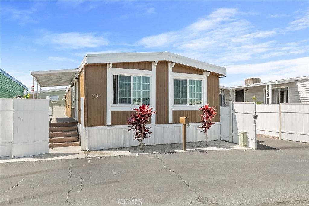15621 Beach Blvd 131