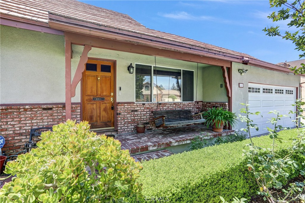 865 N Garsden