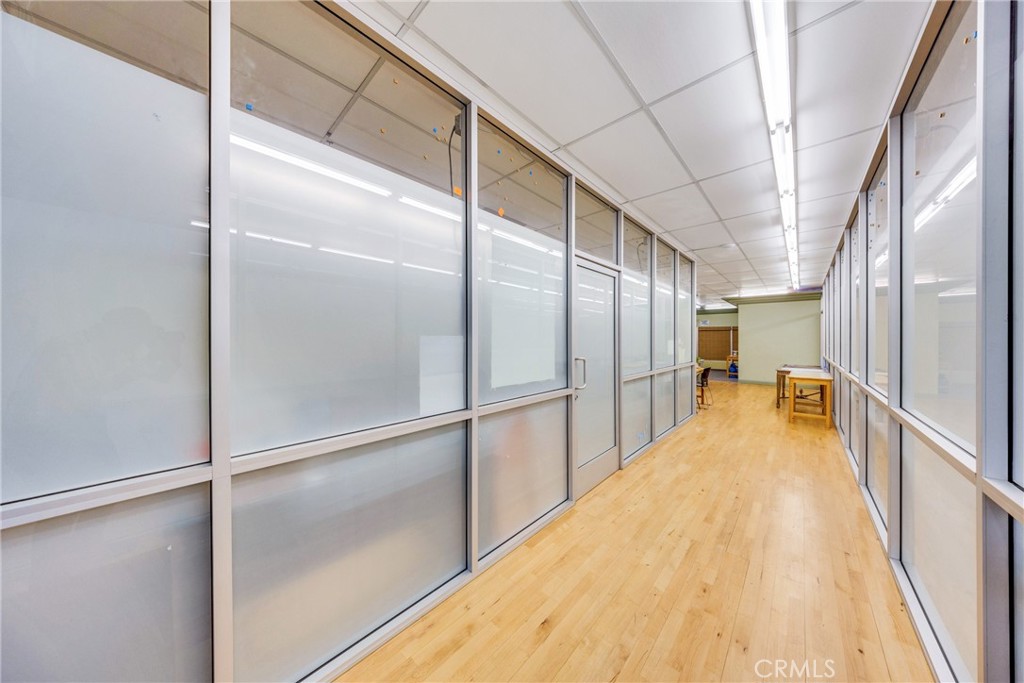 Properties 1 118 E Live Oak Avenue