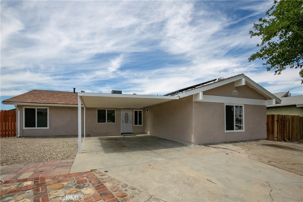 Welcome to 42803 Alexo Drive, Lancaster, CA 93536!
This beautifully updated 5 bedroom, 3 bathroom home offers approximately 1,700 sqft. of living space on a spacious 7,361 sqft. lot. Inside, you’ll find fresh interior paint and stylish new vinyl flooring throughout.
The modernized kitchen features brand new cabinets, sleek counters and new appliances. Each bathroom has been thoughtfully renovated with new vanities and updated showers.
With five bedrooms, this home provides plenty of flexibility for family, guests, or a dedicated home office. Outside, the expansive backyard offers room for entertaining, gardening, or future enhancements.
Move-in ready, this property blends comfort, space, and modern upgrades all in one.