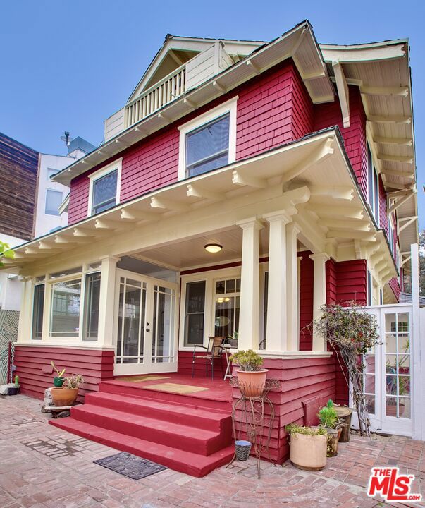 105 Park Place
