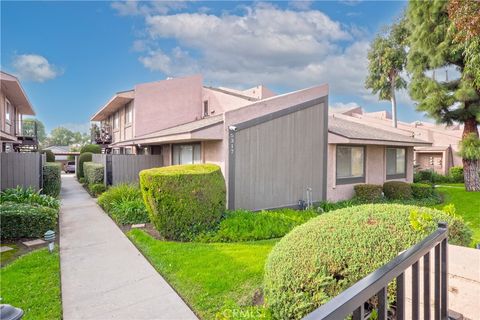 5317 N Barranca Covina CA 91722