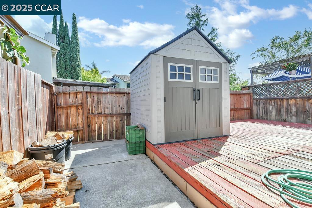 BAY HARBOR PARK - Residential