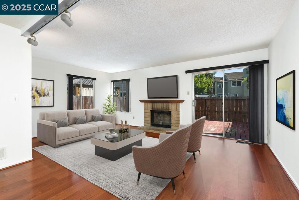 BAY HARBOR PARK - Residential