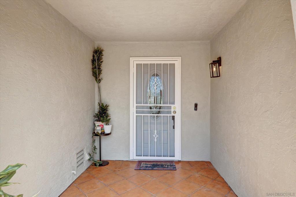 3956 San Pablo Ave
