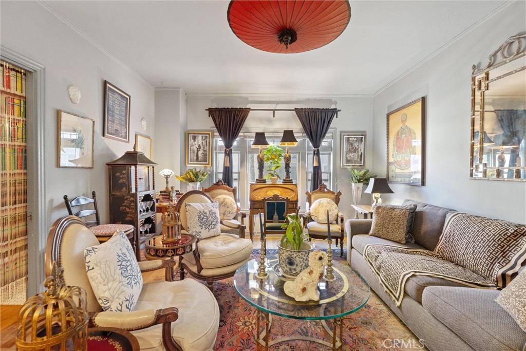 Properties 2 1030 E Ocean 308