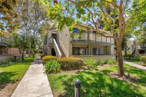 Photo of 3530 W Sweetbay Court #D, Anaheim, CA 92804 (MLS # OC26134148)