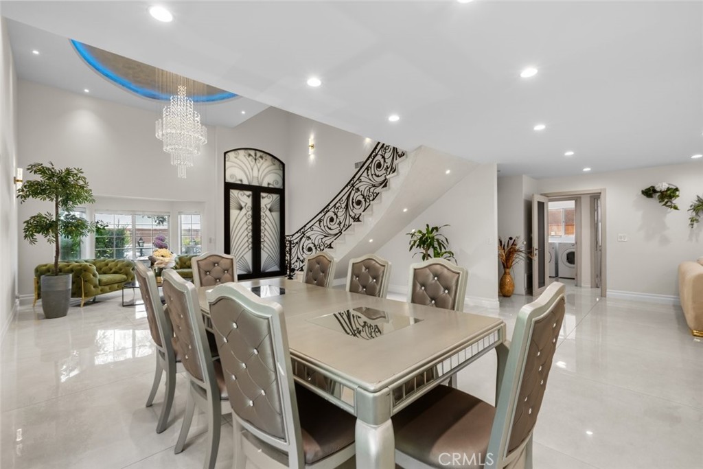 Properties 2 6355 Yolanda Avenue