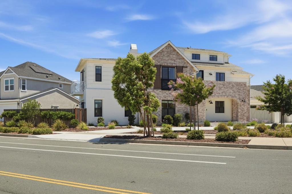 3233 Delta Coves Drive