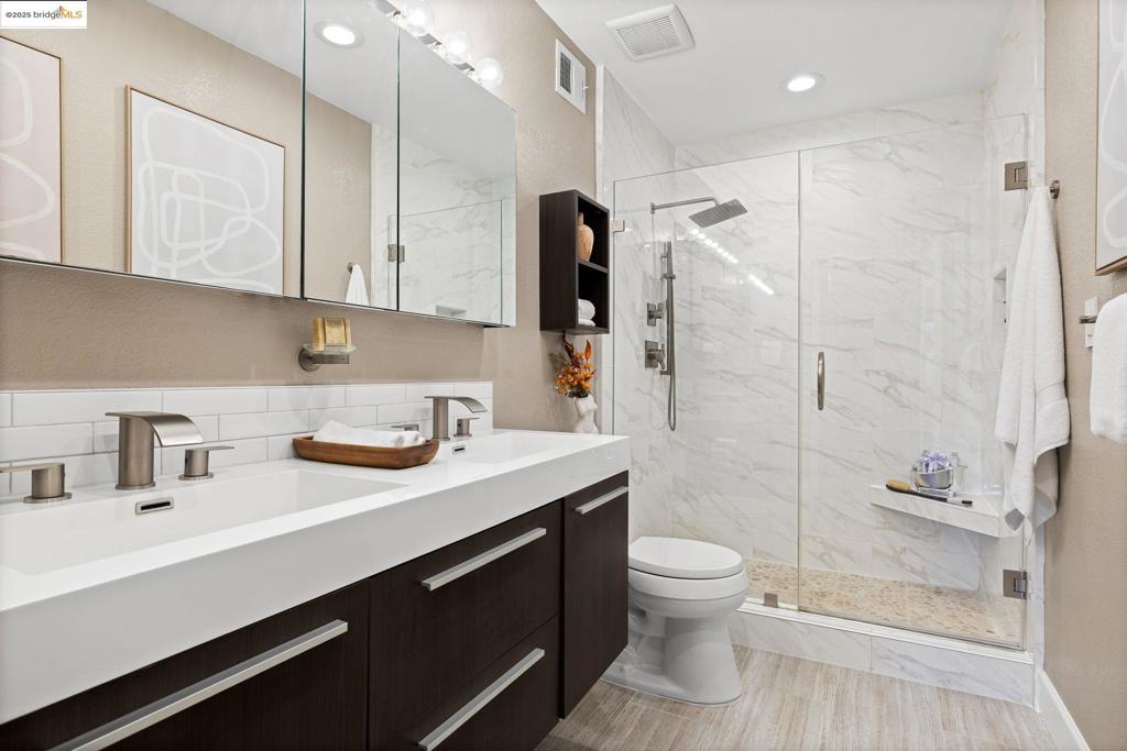 DIABLO CREEK - Residential