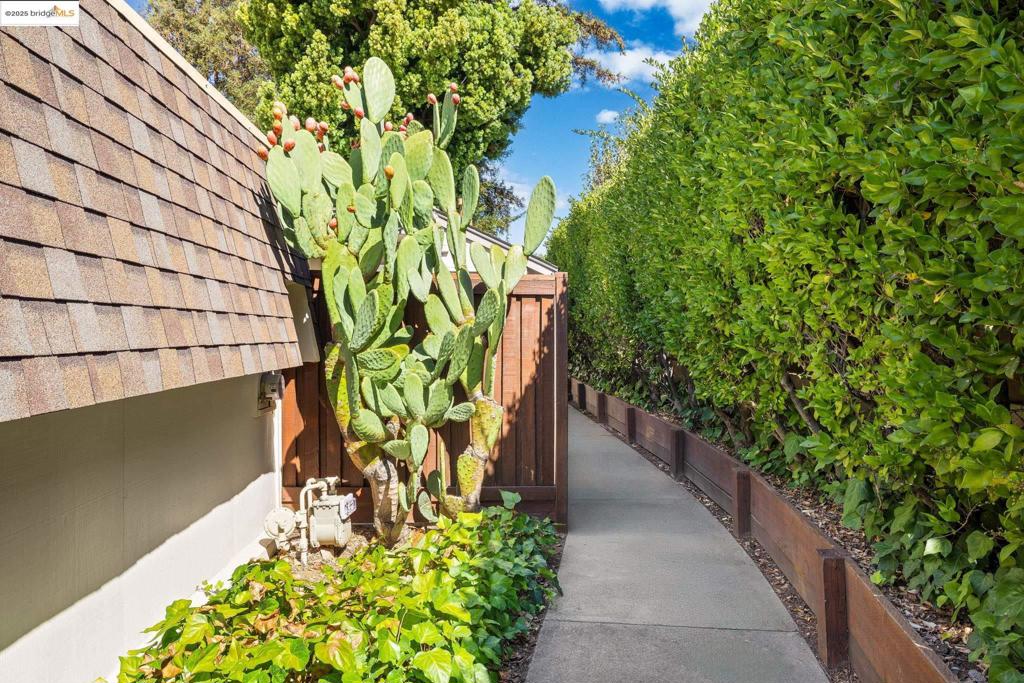 DIABLO CREEK - Residential
