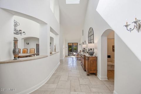 Tiny photo for 730 Calle Mandarinas, Thousand Oaks, CA 91360 (MLS # 226001034)